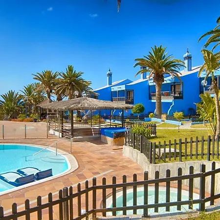 Lidia & Paco Two Bedrooms Beachfront